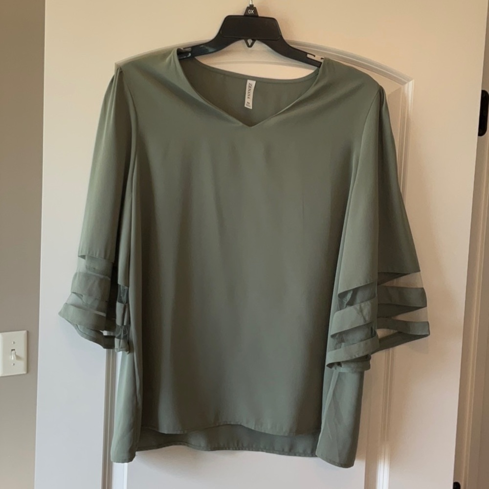 Flowy blouse